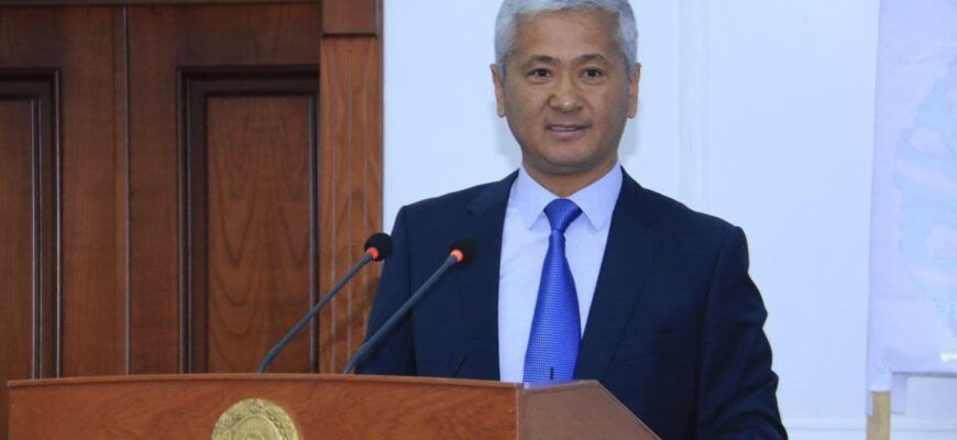 Экс-хоким Шараф-Рашидовского района приговорён к 11 годам тюрьмы