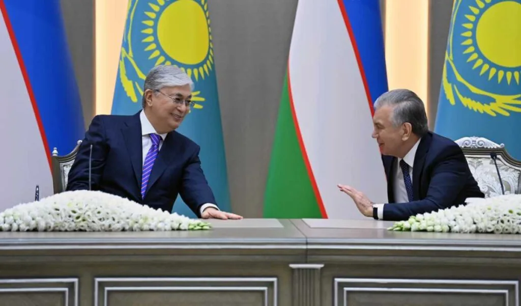 Shavkat Mirziyoyev Qozog‘iston Prezidentini referendum yakunlari bilan tabrikladi