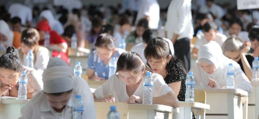 В Узбекистане отменят «суперконтракты» в медвузах