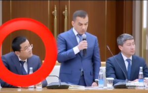 Отец подростков, устроивших гонки по махалле, получил 5 суток ареста