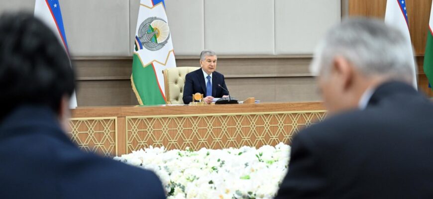 Президент раскритиковал хокимов за игнорирование жалоб граждан