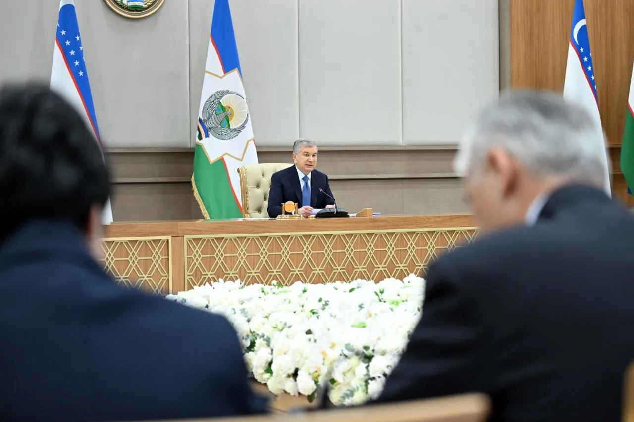 Prezident murojaatlarni e’tiborsiz qoldirgani uchun hokimlarni qattiq tanqid qildi