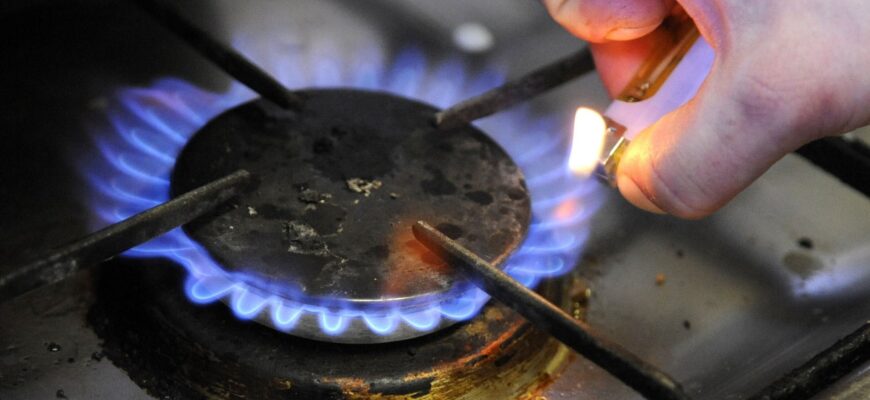 Минэнерго продлило зимнюю норму потребления газа до 15 марта для всей республики