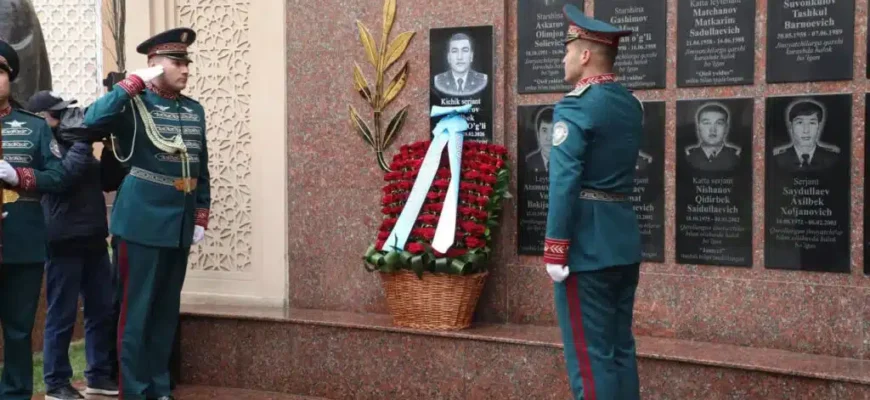 В ГУВД Ташкента открыли мемориал в память о погибшем инспекторе Хосилбеке Эшназарове