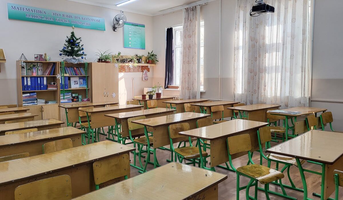 Школы Узбекистана полностью перейдут на односменное обучение в утреннее время