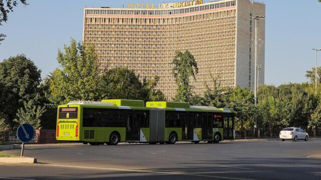 В Ташкенте расторгли договор с водителем автобуса за грубое обращение с пассажирами