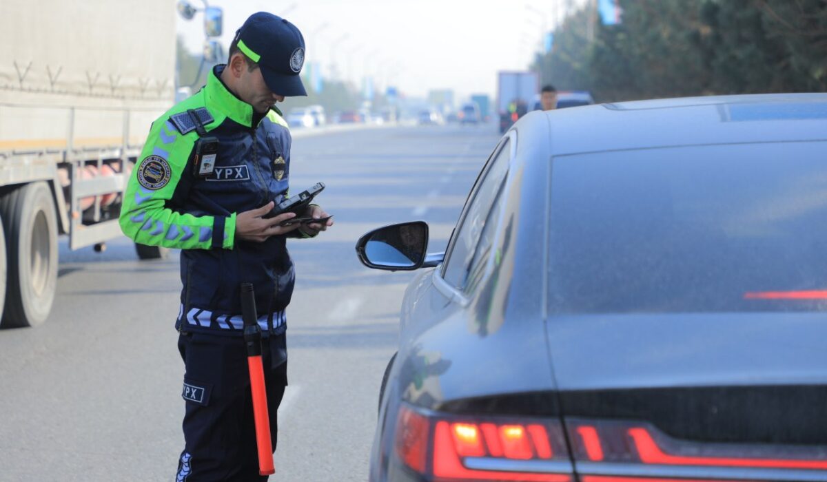 В Узбекистане более 22 тысяч водителей набрали по 5 штрафных баллов