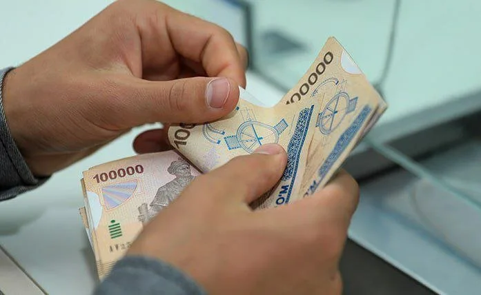 Долги по ЖКХ в Узбекистане теперь будут вычитать из зарплат и пенсий