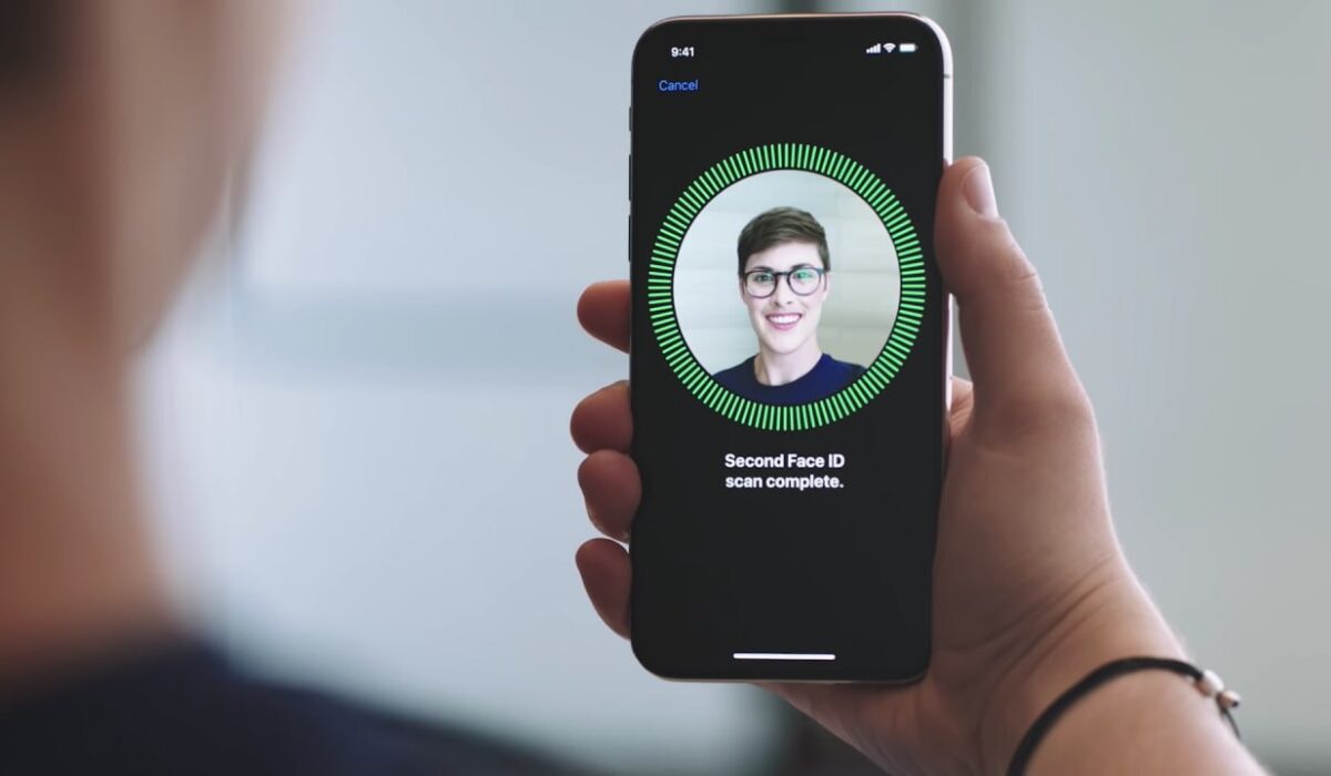 В Узбекистане упростили правила прописки и ввели подтверждение через Face-ID
