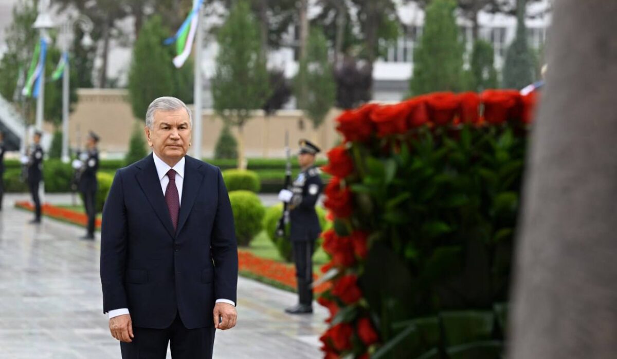 Shavkat Mirziyoyev G‘alaba bog‘iga tashrif buyurib, urush faxriylari bilan uchrashadi