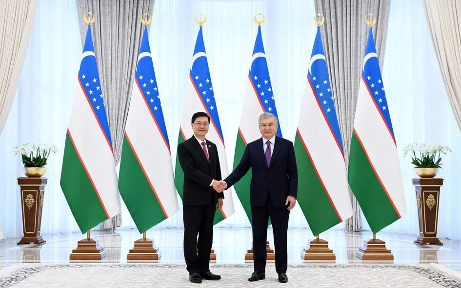 Shavkat Mirziyoyev Gonkong administratsiyasi rahbarini qabul qildi — viza tartibi bekor qilinadi