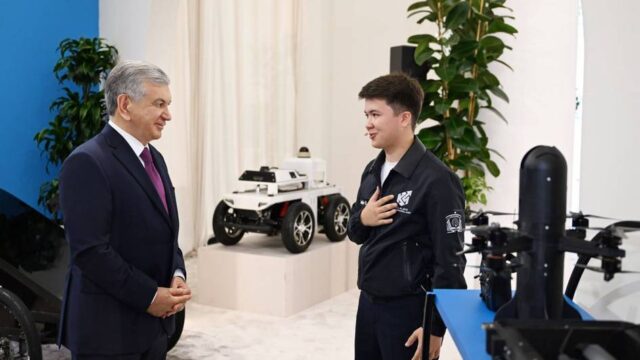 Prezident Olimpiya shaharchasida million dollarlik startaplar va antidron loyihalari bilan tanishdi