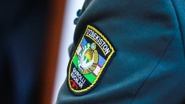 Сотрудник Минобороны получил 5 суток ареста за домогательство в Ташобласти
