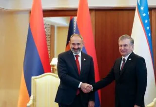 Шавкат Мирзиёев поздравил Никола Пашиняна с победой его партии на выборах в Армении