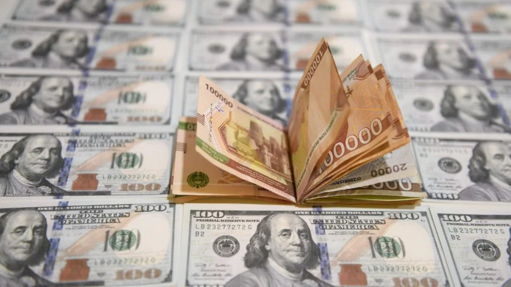 Yil boshidan buyon O‘zbekiston aholisi tijorat banklariga 10 milliard dollardan ortiq valyuta sotdi