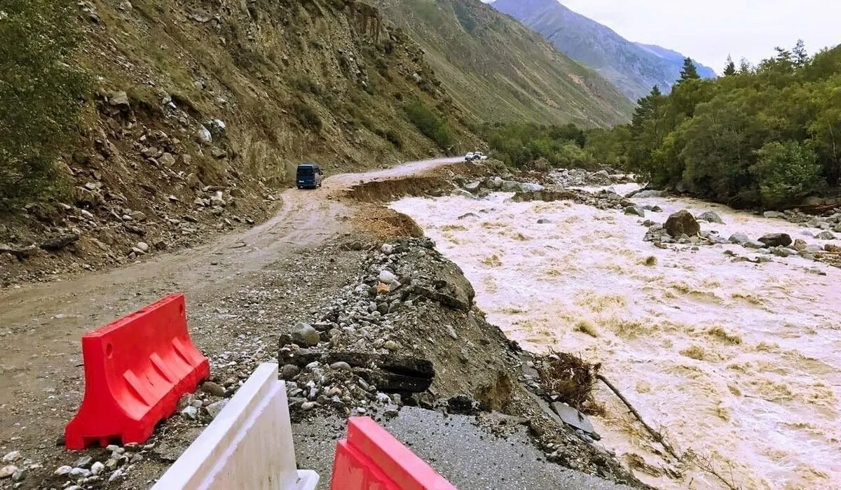 В Узбекистане из-за дождей объявили селевую опасность в девяти областях