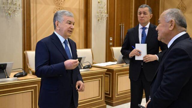 Президент поручил обеспечить бесперебойное снабжение населения нефтепродуктами