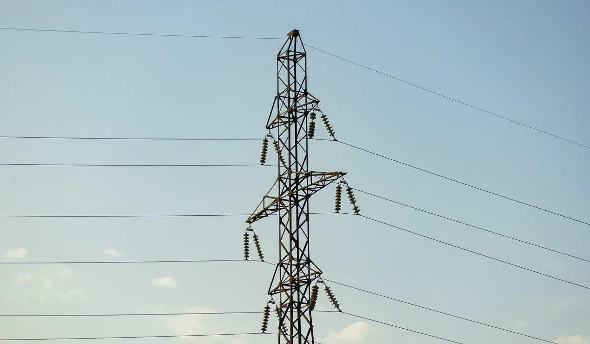 O‘zbekistonda biznes uchun elektr energiyasining avans to‘lovi 50 foizga tushirilishi kutilmoqda