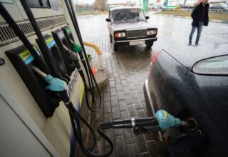 Производство бензина в России упало до 70% от внутреннего спроса — Reuters
