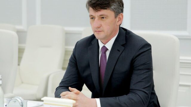 Хоким Ташкента Шавкат Умурзаков призвал сотрудников уходить с работы ровно в 18:00
