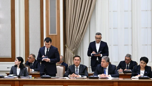 Biznes uchun elektr va gazga oldindan to‘lov 100 foizdan 15 foizga tushiriladi