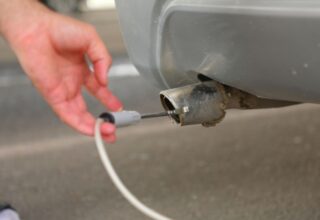 В Узбекистане начались месячные рейды по проверкевыхлопных газов автомобилей
