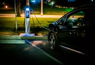 O‘zbekistonda elektromobillarni tunda quvvatlash narxi keskin oshadi