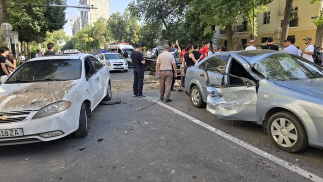 На улице Шота Руставели в Ташкенте произошел взрыв трубы