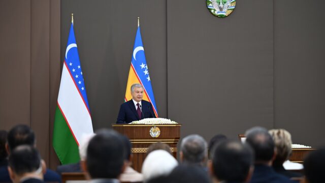 С марта 2027 года запустят скоростной поезд Ташкент — Нукус