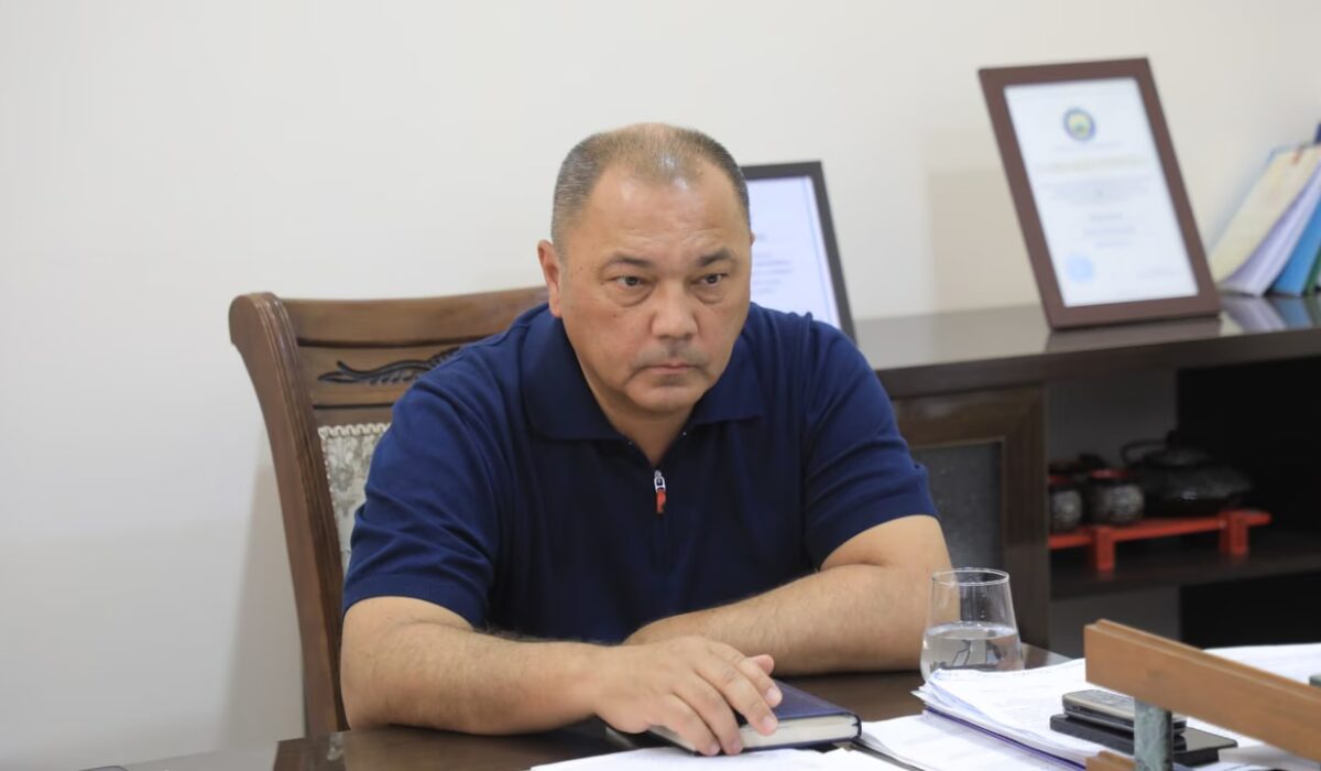 Экс-главу Налогового управления Ташкента судят за растрату и злоупотребления