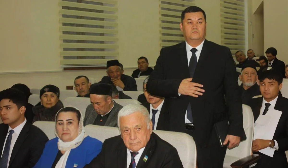 Хоким Зафарабадского района Джизакской области попал в ДТП: он в реанимации