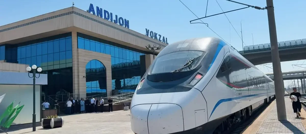 Toshkent va Andijon o‘rtasida yangi CRRC-Daliyan tezyurar poyezdi qatnovi yo‘lga qo‘yiladi