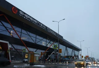 В Москву было запущено более 600 дронов: работа трех аэропортов приостановлена