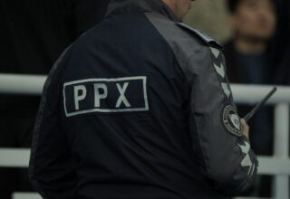 В Сурхандарье мать оштрафовали за участие дочери в уличной драке