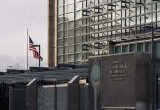 США призвало своих граждан немедленно покинуть Россию из-за вспышки чумы в Сибири