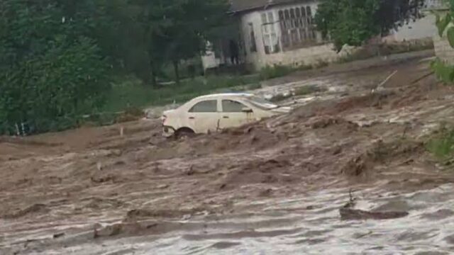 В Кашкадарье в результате наводнения погиб один человек