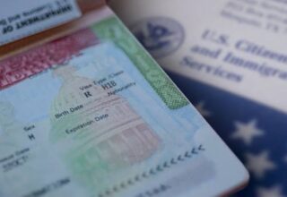 США аннулировали более 300 тысяч виз иностранцев